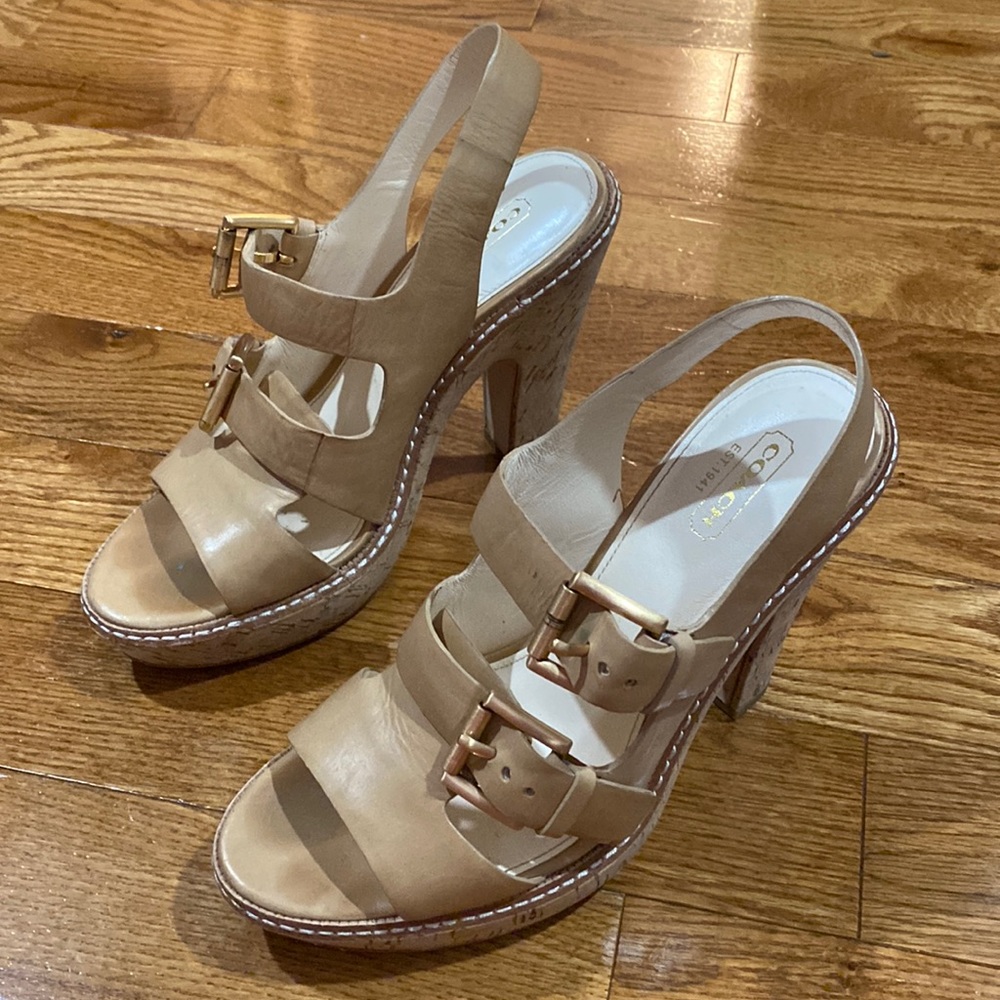 Coach platform leather sandal, size 8
